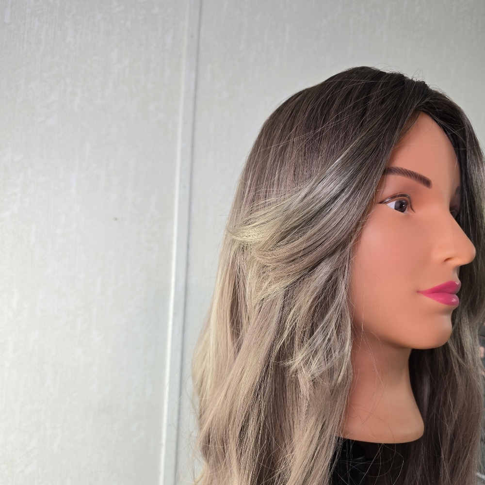 Pinkish Blonde 26 Inch Wave Wig - Picture 10 of 13